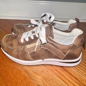 Women's Casual Brown Sneakers